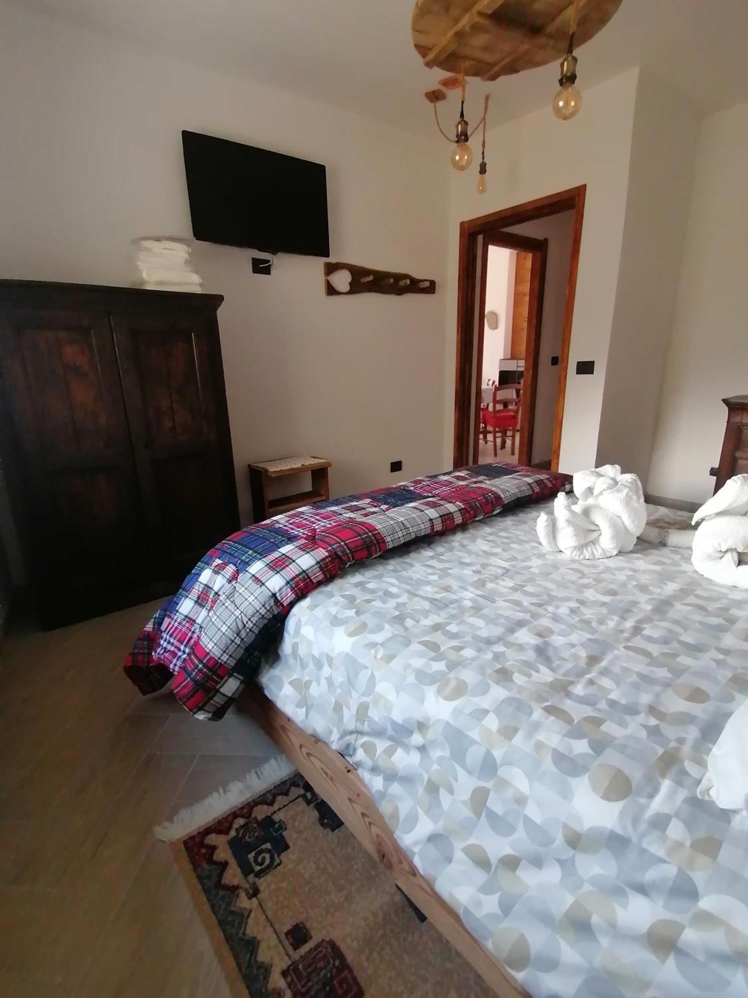 Ca Ad Me Pare Alloggio Con Terrazza Panoramica Moncenisio Eksteriør billede