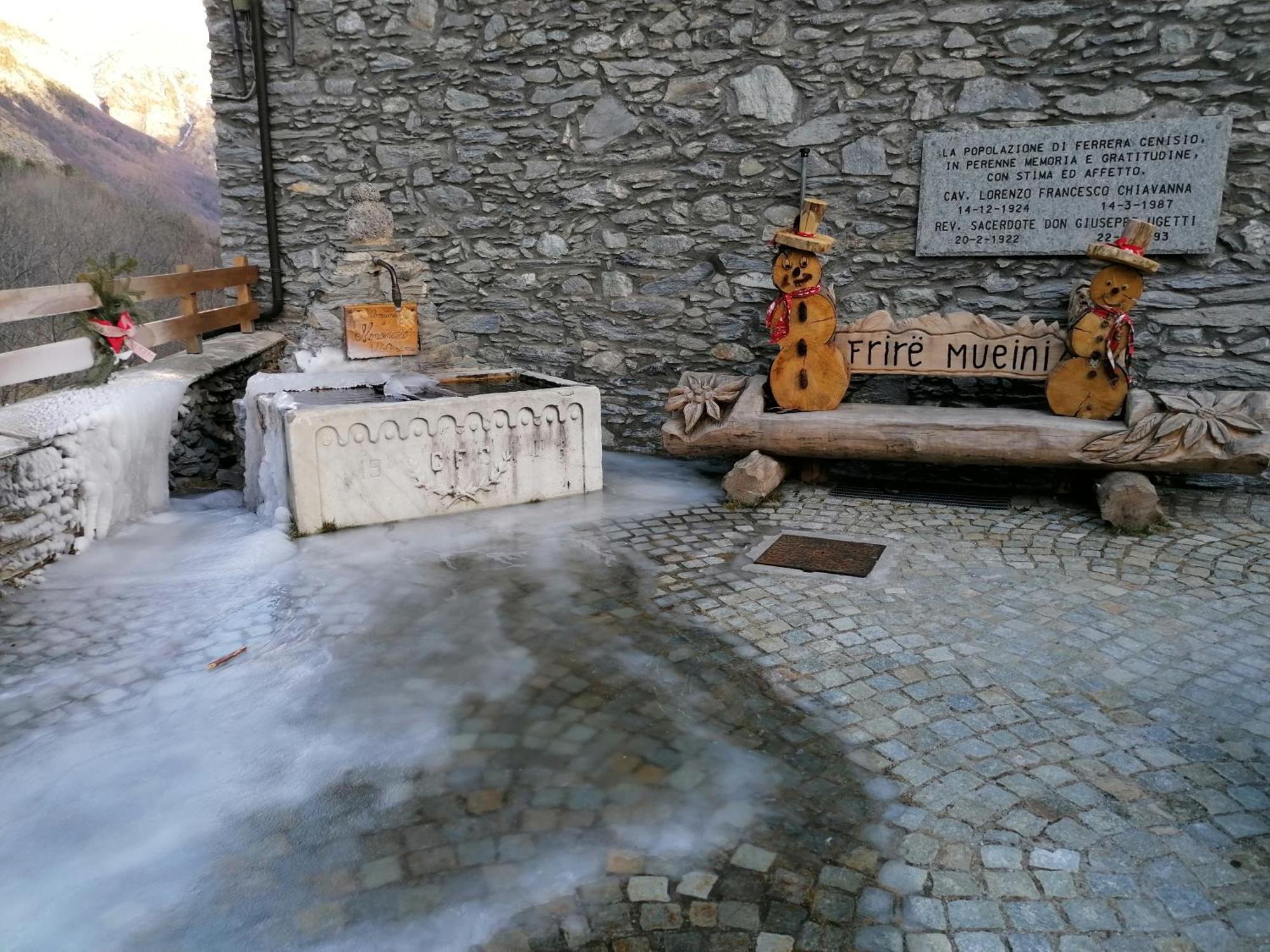 Ca Ad Me Pare Alloggio Con Terrazza Panoramica Moncenisio Eksteriør billede