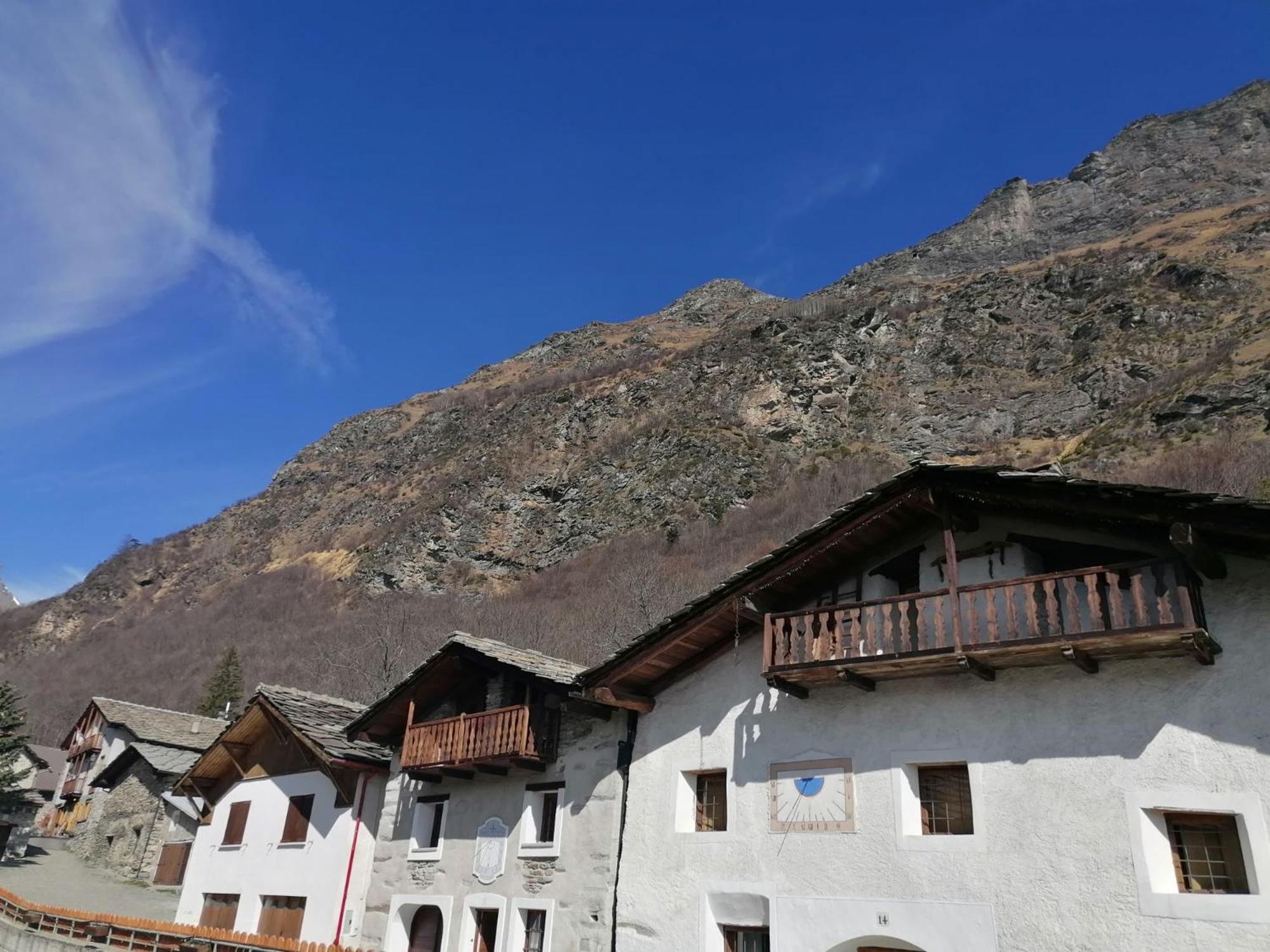 Ca Ad Me Pare Alloggio Con Terrazza Panoramica Moncenisio Eksteriør billede