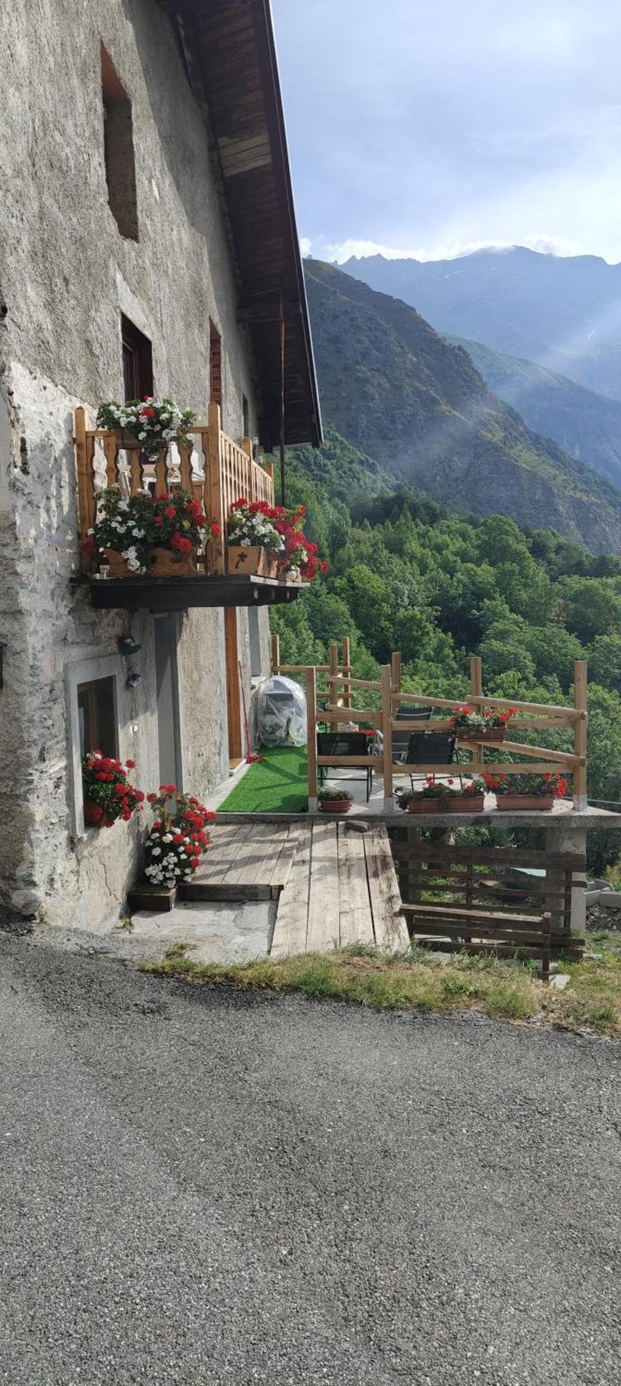 Ca Ad Me Pare Alloggio Con Terrazza Panoramica Moncenisio Eksteriør billede